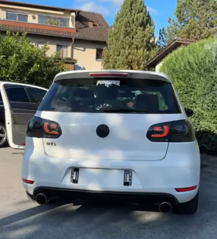 VW Golf GTI VI